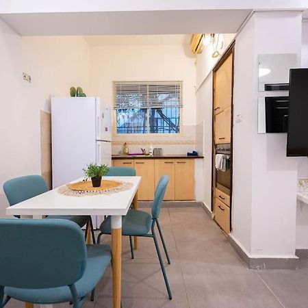 Studio Apartment In Ben Yehuda Cozy And Convinent Tel Aviv Exterior photo