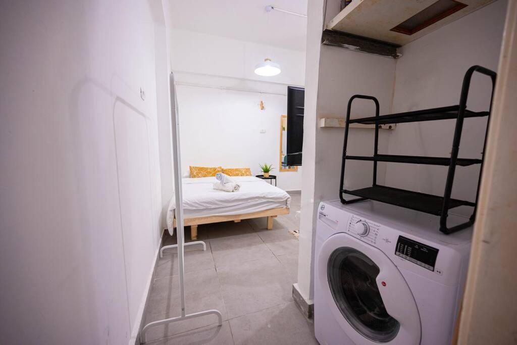 Studio Apartment In Ben Yehuda Cozy And Convinent Tel Aviv Exterior photo